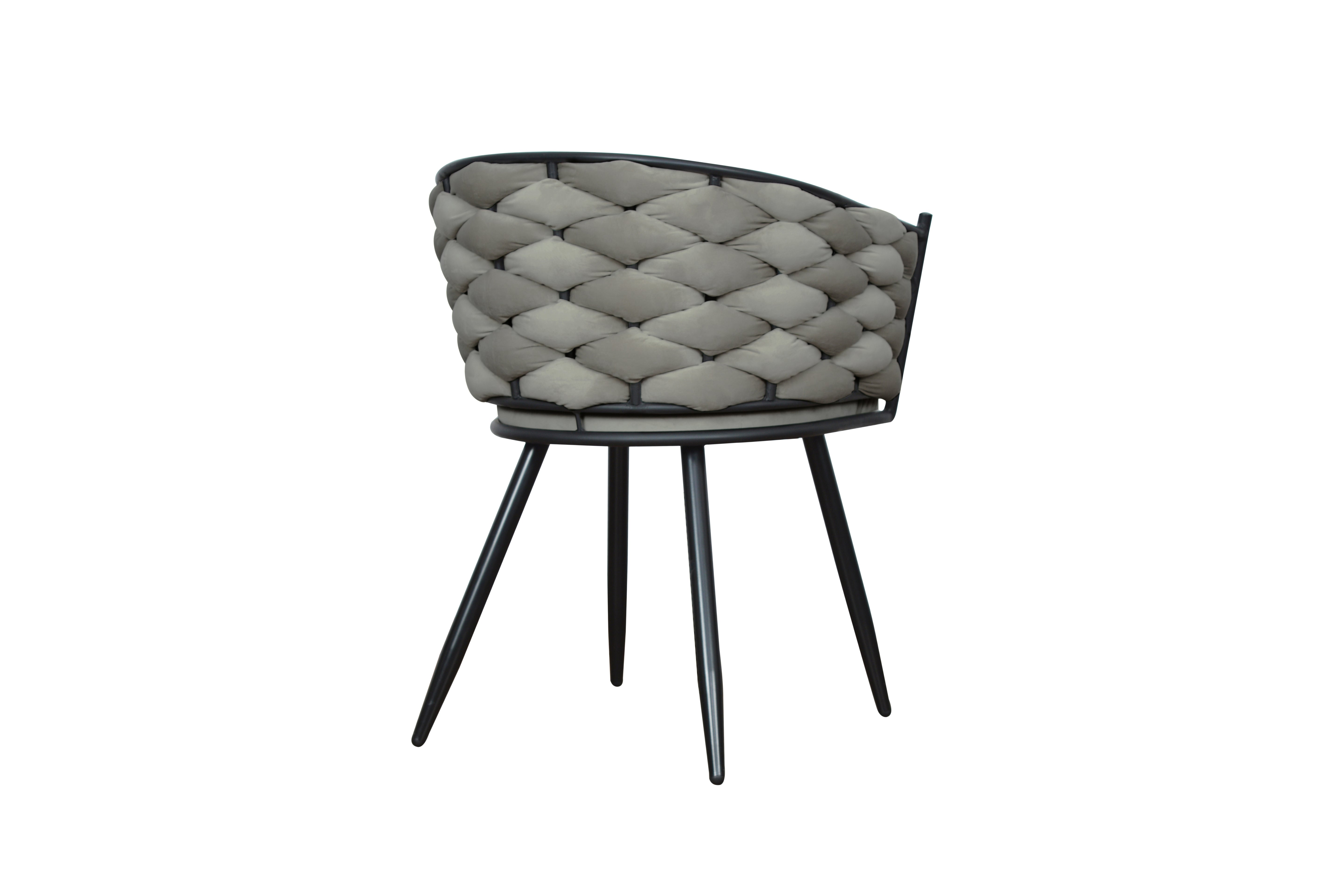 Chaise Liva – Modernité, confort & structure durable
