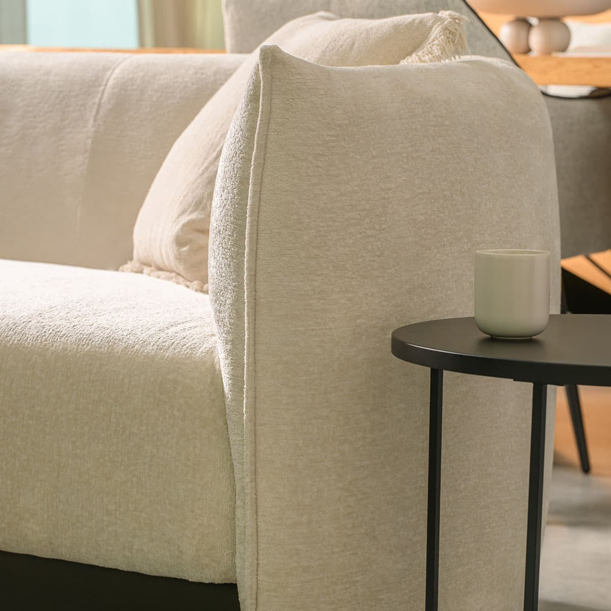 Fauteuil Thalya – Élégance sculptée et confort raffiné