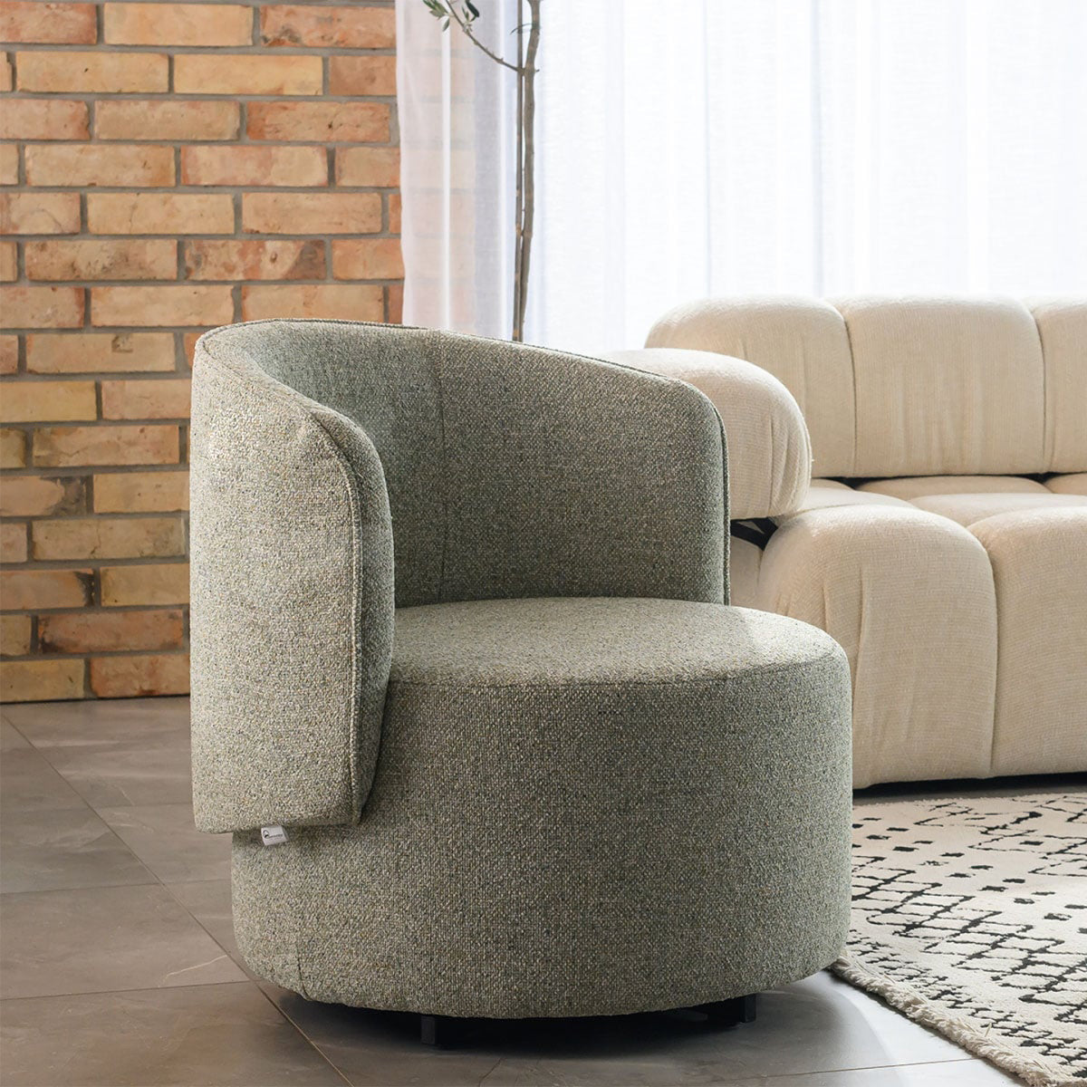 Fauteuil Ileno – Design pouf avec dossier & base pivotante intégrée