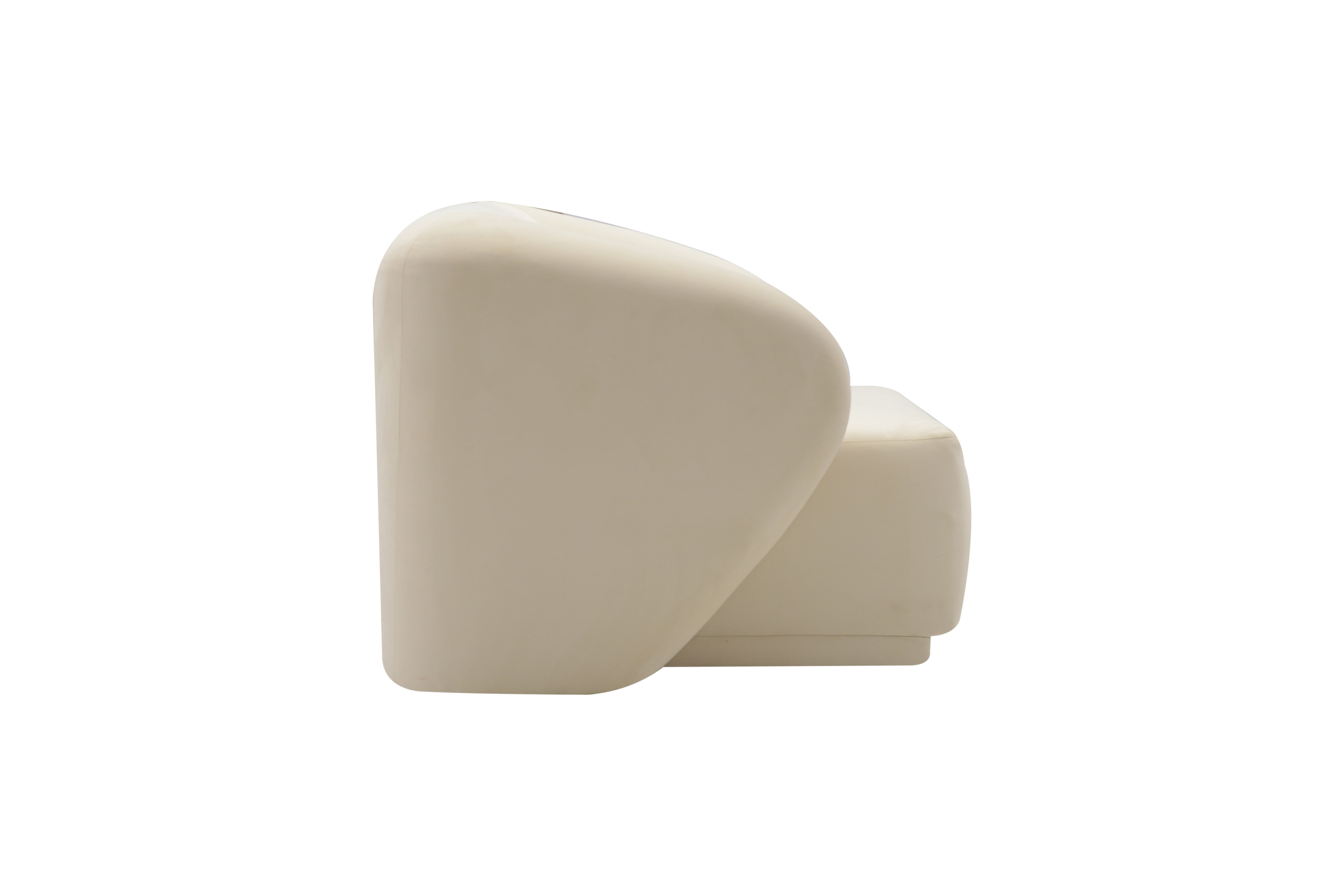 Fauteuil Elon – Confort sculptural et allure glamour