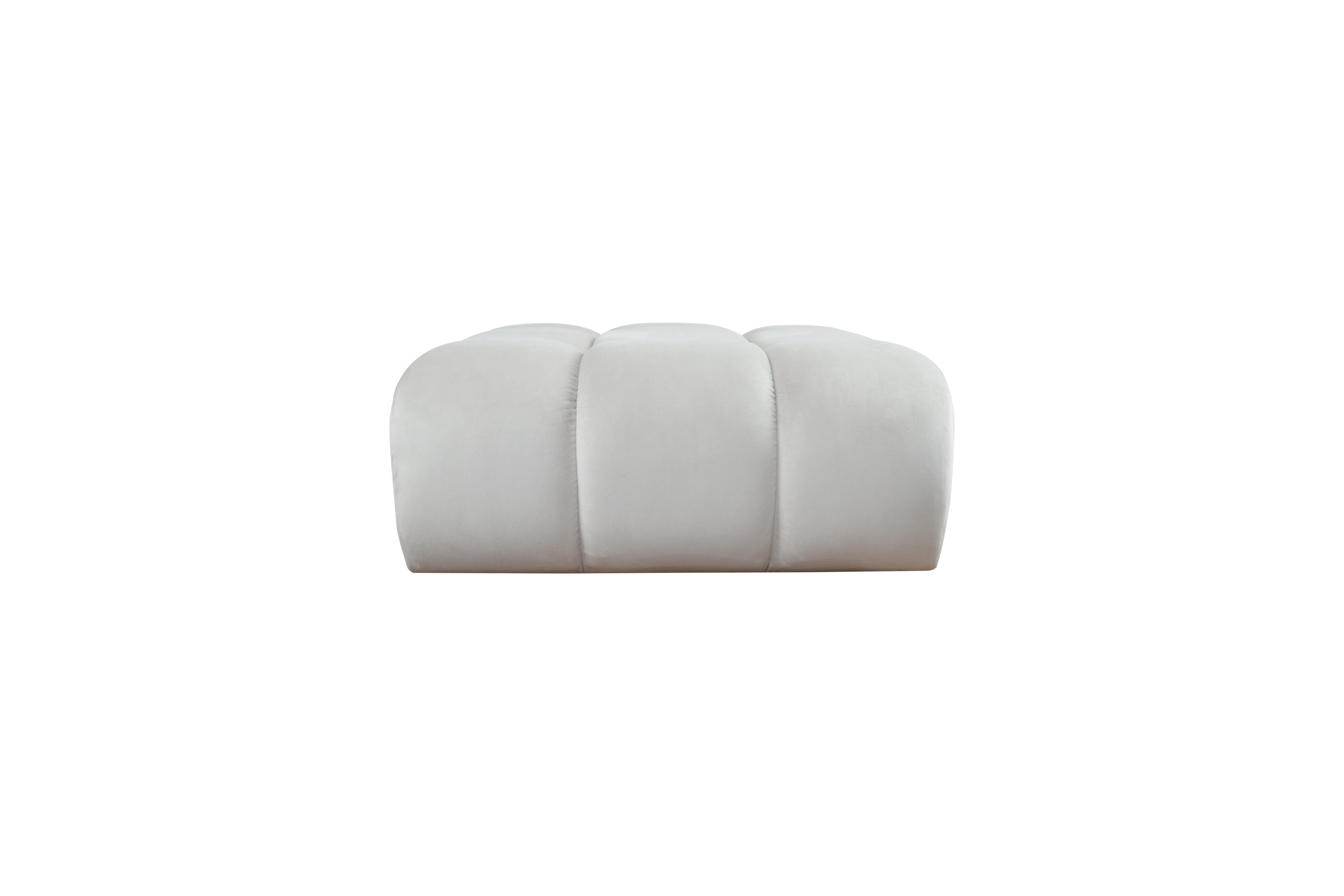 Aurel – Pouf carré design et symétrique
